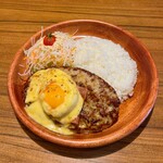 びっくりドンキー - 料理写真:ベーコンエッグベネバーグディッシュ(L)
