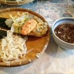 Mugi Nawa - うどん(並)と天ぷら(3品)