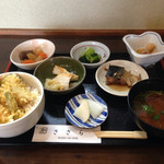 ささら - ２０１５年５月２２日
      日替わり定食