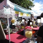 Dina’s Garden/Thai Treats Etc - 2013年の外観