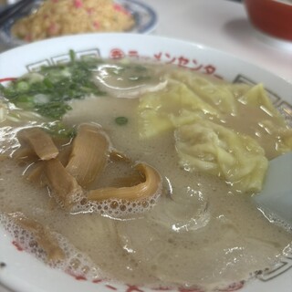 丸幸ラーメンセンター - 料理写真: