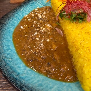 スパイシーカリーハウス半月_1