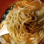 麺場 七人の侍 - 香川の地粉を使った加水率高めの麺は弾力があるプリプリ麺