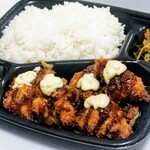 ほっともっと  - 料理写真:5個入りとりかつタル弁当 ごはん大盛850円