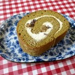 ル・パティシエ ヨコヤマ - 黒みつわらびロール！(2015,05/16)