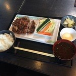 茶屋本店 - 鶏の山賊焼き定食