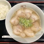 喜多方ラーメン 坂内 - 料理写真:(塩)8枚焼豚ラーメン1240円+半ライス140円=1380円