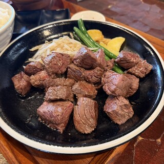 ステーキ食堂 肉の番人 - 料理写真: