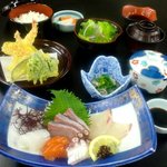 washokuresutorammiyoshi - 天刺し定食（岬）2,860円（税抜き）