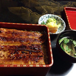 石ばし - うな重(上)香物、肝吸い付き：4,000円