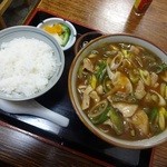 東島屋 - カレーそばと小ライス