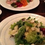 ビストロ　トロワキャール - ブルーチーズのサラダ