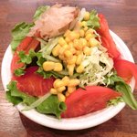 ellie - カレーランチ 500円 のサラダバー