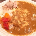 ellie - カレーランチ 500円 のチーズ、豚しゃぶ、ラタトゥイユトッピング