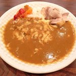 ellie - カレーランチ 500円 のチーズ、豚しゃぶ、ラタトゥイユトッピング