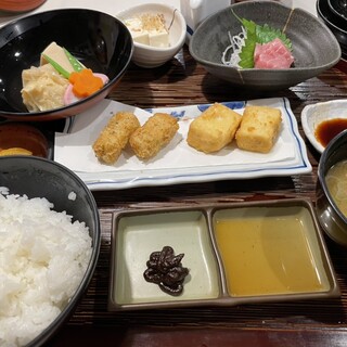レストラン割烹 いずみ屋_0