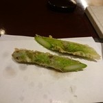 旬彩天 つちや - アスパラの天ぷら