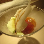 BISTRO souffies - 空豆のムース、紅茶のゼリー