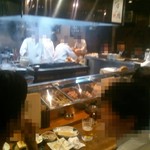 オープンキッチンのカウンター席です。