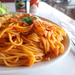 マルカンデパート大食堂 - まろやかケチャップ味、麺はナポリタンとしてはやや細め。タバスコ掛けてGo！