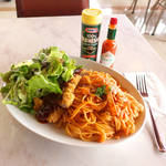 マルカンデパート大食堂 - ナポリかつ（￥660）。ナポリタン＆とんかつという、爆発的ボリュームの一皿だ！