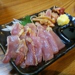 居酒屋 兀突骨 - 地鶏たたき