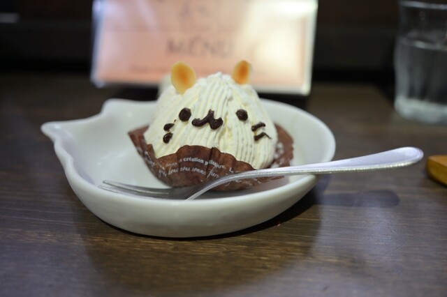 NEKOEMON - Sendagi/Cafe | Tabelog