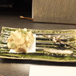 旬菜 おぐら家 - 新たけのこと山うどの天ぷら