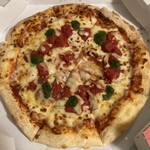 ピザハット - 料理写真:マルゲリータ(M)は会員登録すると590円