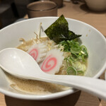 とんこつラーメン ラの壱 - 料理写真: