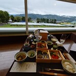 日本料理 からまつ - ２階にて　朝ごはん