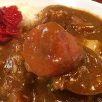 となりのカレー家さん - 【2015年05月】母さんカレー、ごろごろの人参が入ってます。