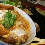 くんち - カツ丼800円