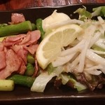 Robatayaki Onitsuko - アスパラ・ベーコン