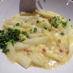 中国菜 膳楽房 - ホワイトアスパラと金華ハムの炒め煮1,350円