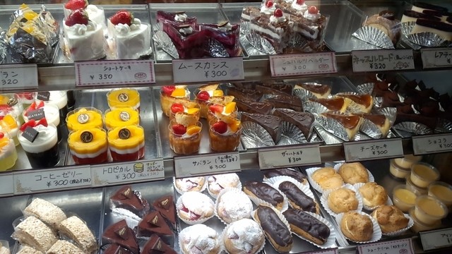 保守的なケーキ屋めぐり By まろみ ポルシェ洋菓子店 武蔵小金井 ケーキ 食べログ