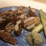 Sasuga Ru Kura - 炭火焼き　のど黒と帆立、有機野菜。
