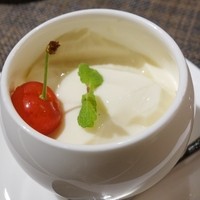 施家菜 - 濃厚杏仁豆腐