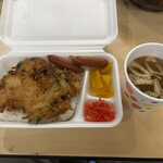 ホットワン - 料理写真:かき揚げ弁当 ウインナーと味噌汁追加