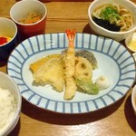ひら川 頓珍館 阪急池田駅前店 - 天ぷら定食