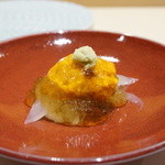 鮨処 有馬 - ウニとイカを昆布出汁ジュレで・・