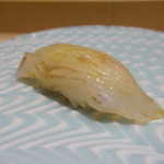 鮨処 有馬 - ヒラメの昆布〆