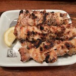 やきとり 大吉 - 料理写真:元気焼き(ガーリック)198円 〔写真は3本〕