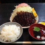 葉栗屋 - 味噌カツライス(ｷｬﾍﾞﾂ半分)￥1,100