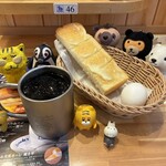 コメダ珈琲店 - 料理写真:アイスコーヒー540円(税込)
+トーストモーニング(茹で玉子)
※モーニングは無料サービス