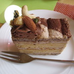 フリュティエ - ダックワーズ　ノア