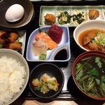 魚や市 はなれ - お刺身定食