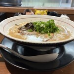 ドン．チードル - 淡麗豚骨醤油　800円（税込）