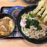 資さんうどん - 料理写真: