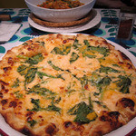 ラフォルトゥーナ - 明太子と青菜のピッツァLサイズ